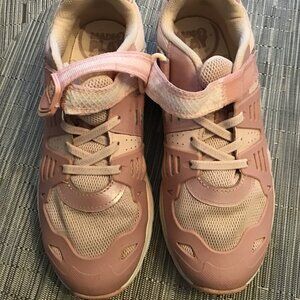 Stride Rite Made to Play Pink Ashton Hook and Loop Shoes, Big Girl's Size 2
